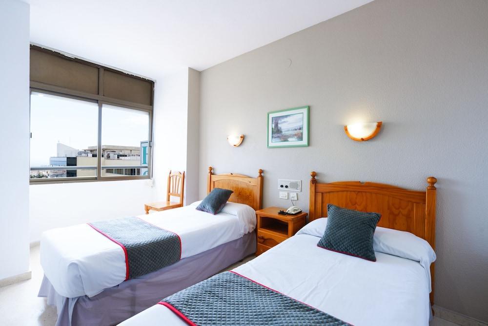 Oyo Hotel Costa Andaluza モトリル エクステリア 写真