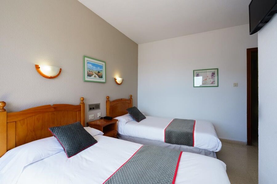 Oyo Hotel Costa Andaluza モトリル エクステリア 写真